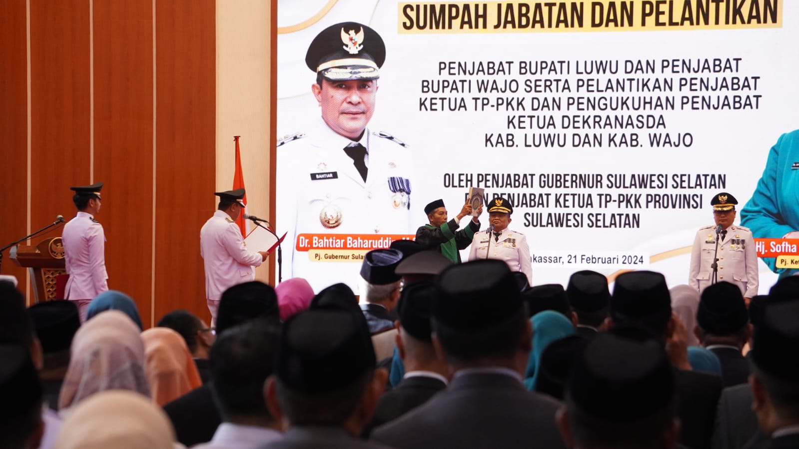 Bahtiar Baharuddin, Ingatkan Kendalikan Inflasi, ke Pj Bupati Luwu dan Wajo