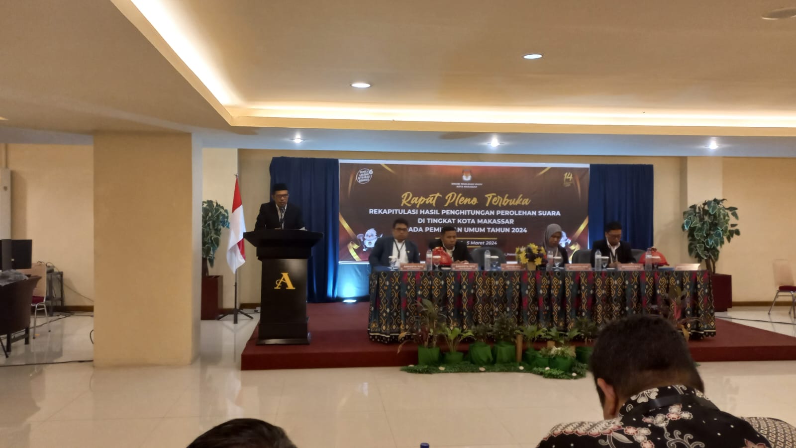 KPU Makassar Lakukan Rakapitulasi Suara 5 Kecamatan