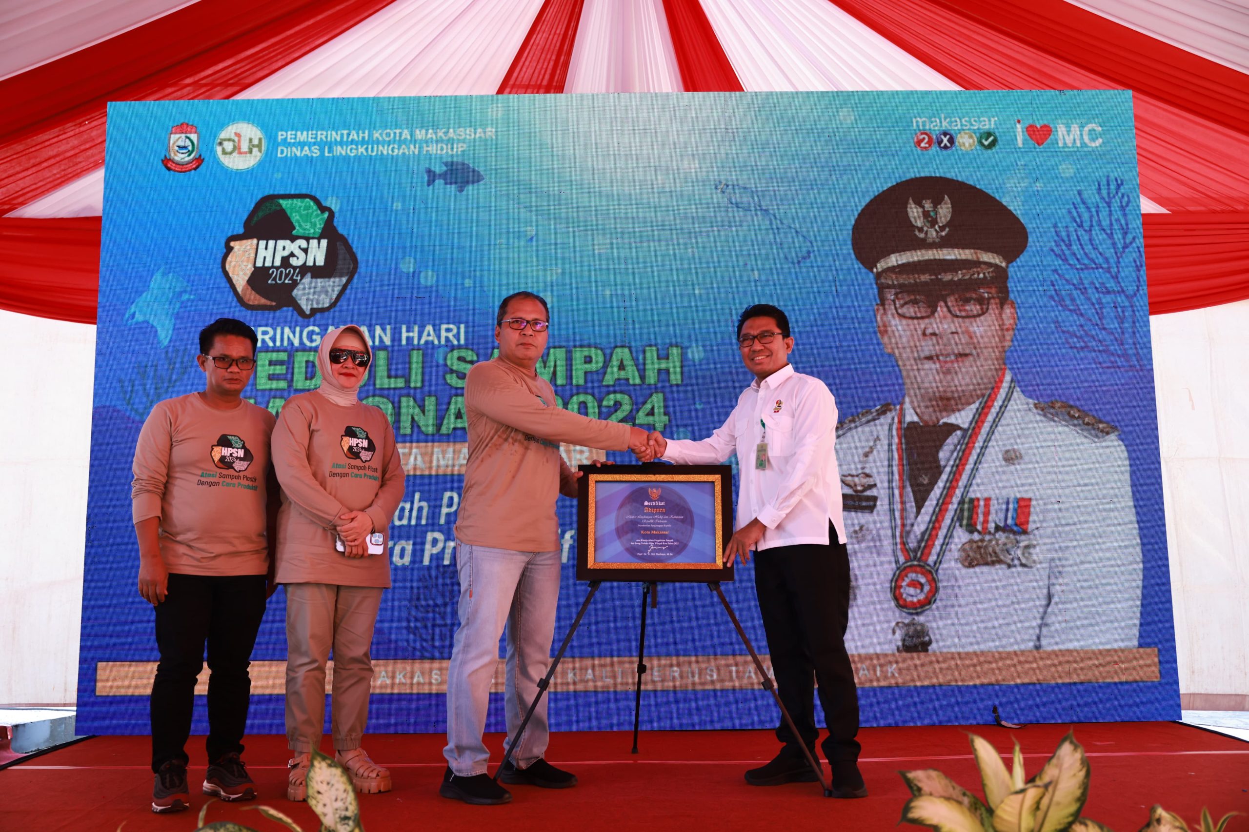 Wali Kota dan Ketua TP PKK Makassar Apresiasi Tenaga Kebersihan Hingga Instansi Terbaik